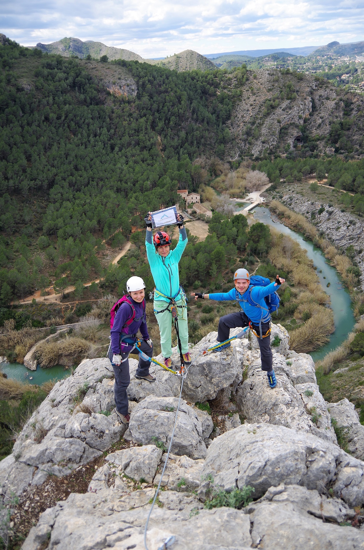 Ekipa obozu na szczycie L'Aventador, Costa Blanca - pięne widoki