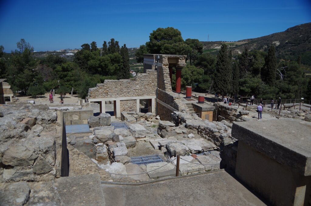 Imponujące ruiny zamku Knossos