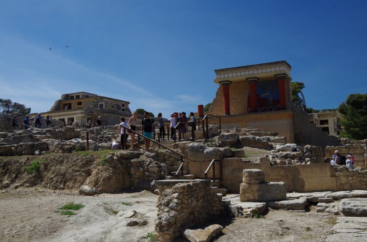 Pałac Knossos wiosną