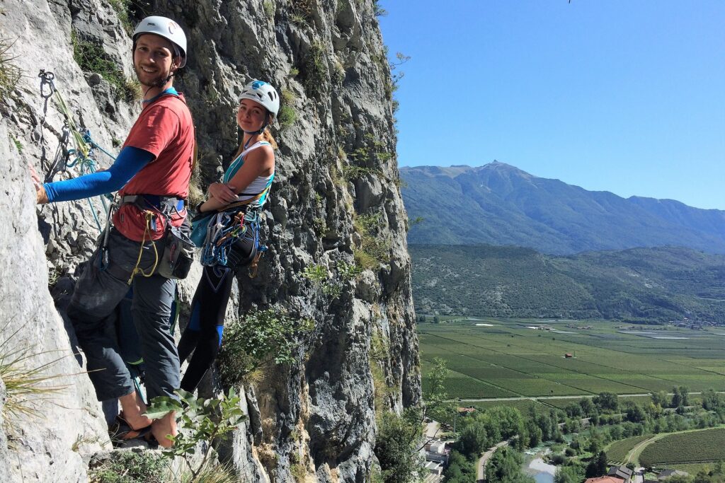 Wspinacze - Mattias i Oliwia na drodze Moon Bears, PIccolo Dain, Włochy