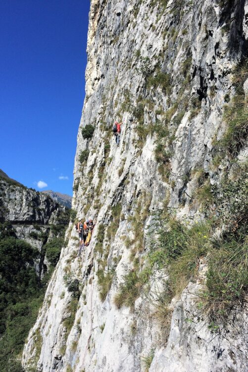 Wspinacze na drodze Amazzonia, PIccolo Dain, Sarche Włochy