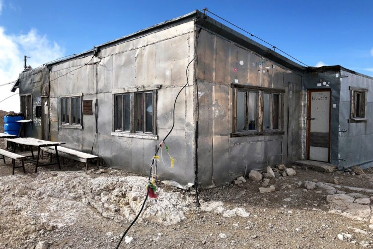 Schronisko/ Biwak na Marmoladzie -Capanna Punta Penia