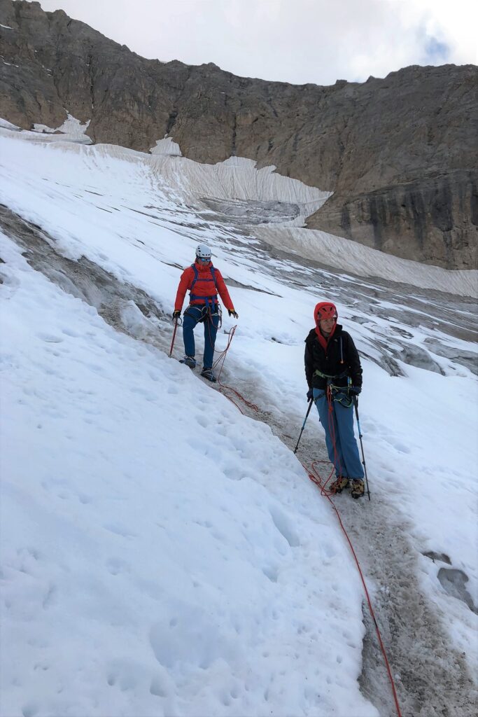 Na lodowcu Marmolady podczas zejścia ze szczytu