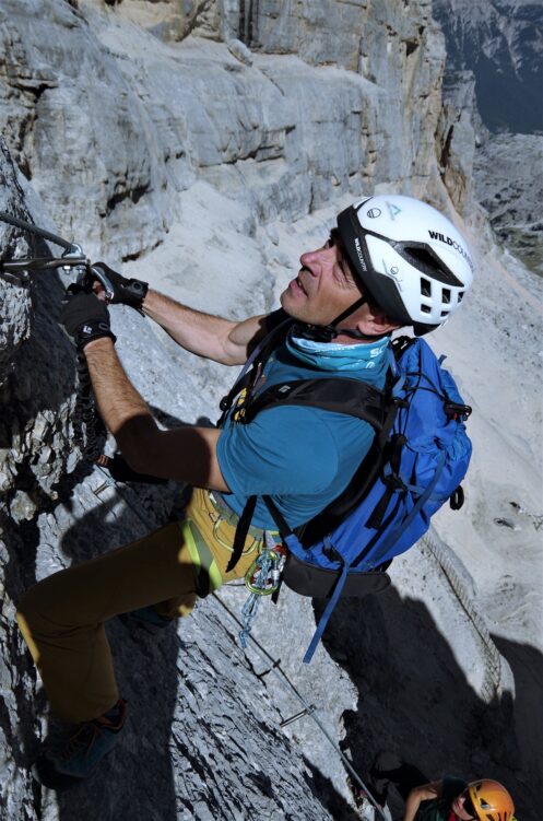 Wyjście po stopniach w ekspozycji