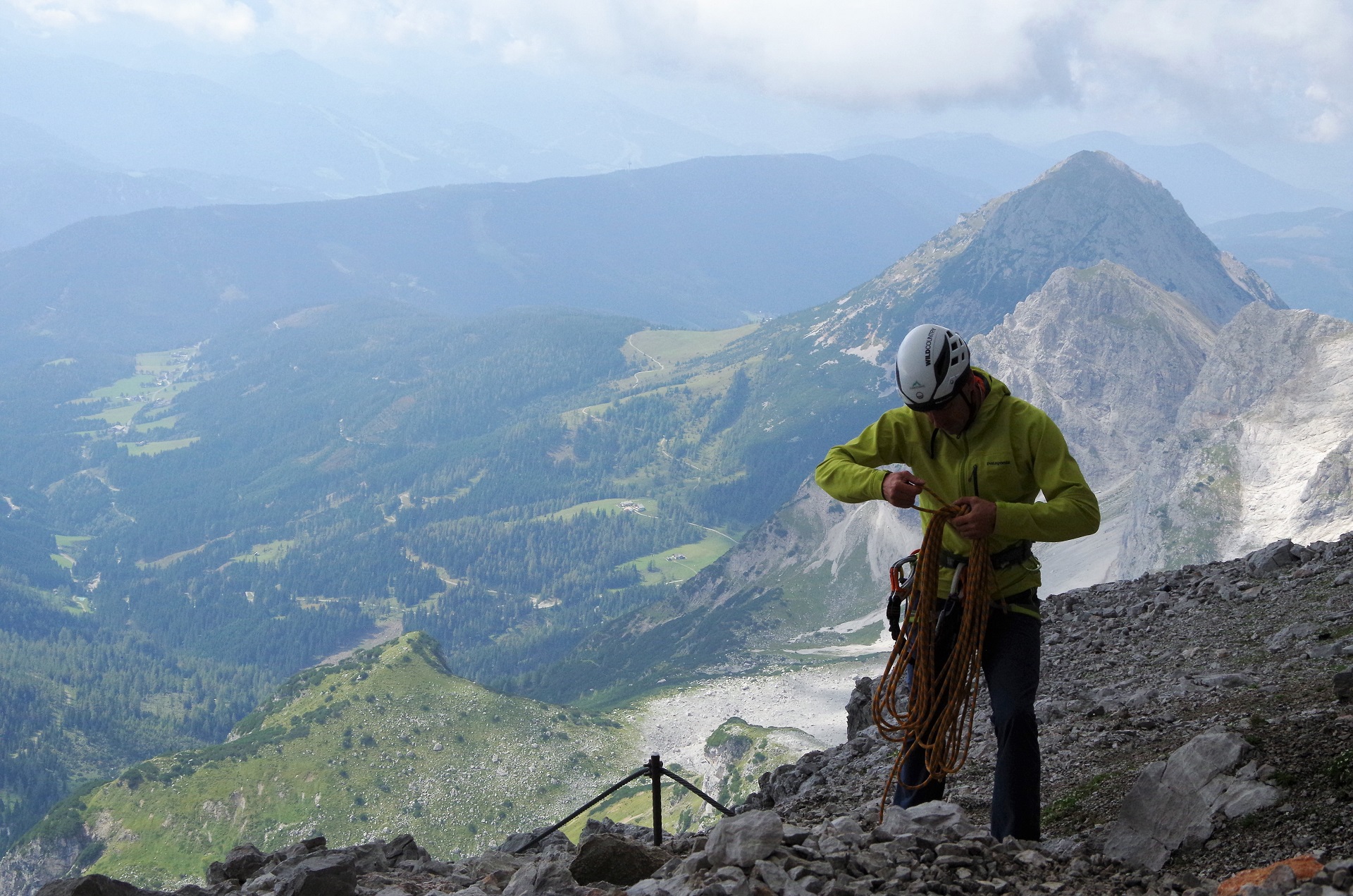 Półka odpoczynkowa po pierwszym odcinku ferraty Johann