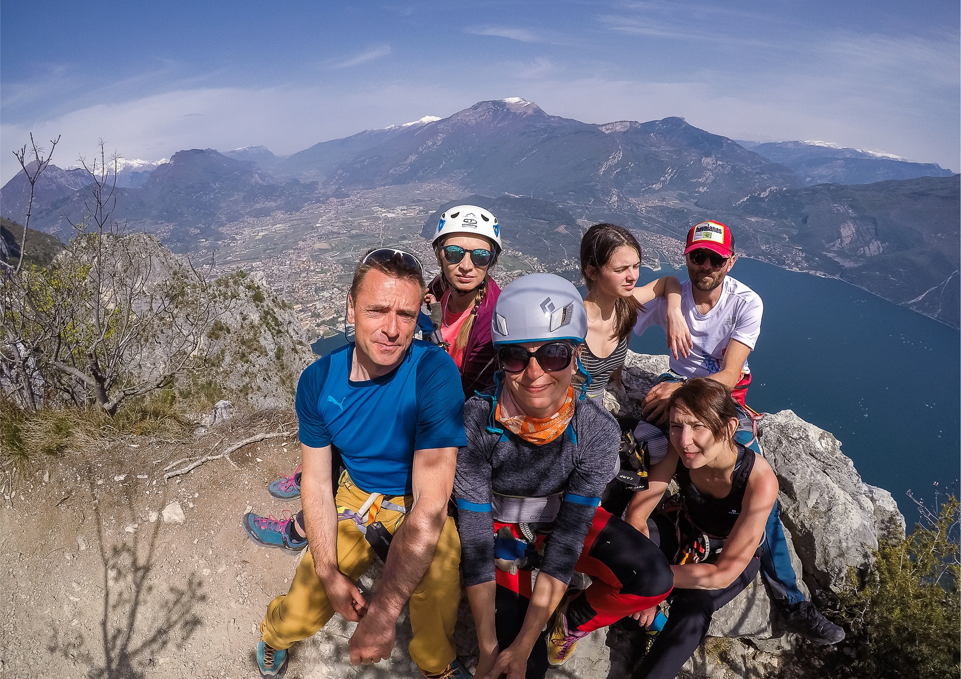 Ze szczytu Cima Capi widać Rivę del Garda i Torbole