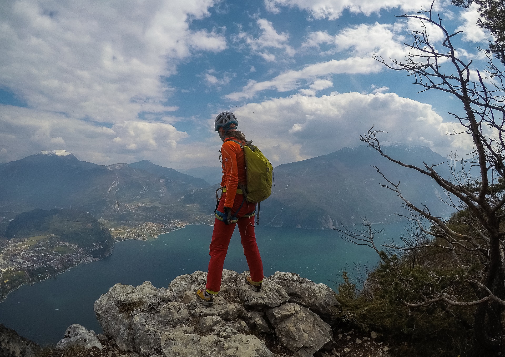 Na szczycie Cima Capo można podziwiać wspaniały krajobraz