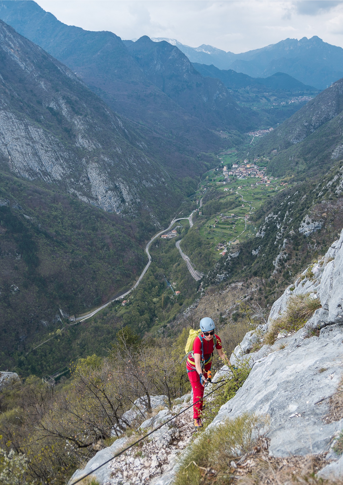 Z Ferraty Susatti widać dolinę Valle di Ledro