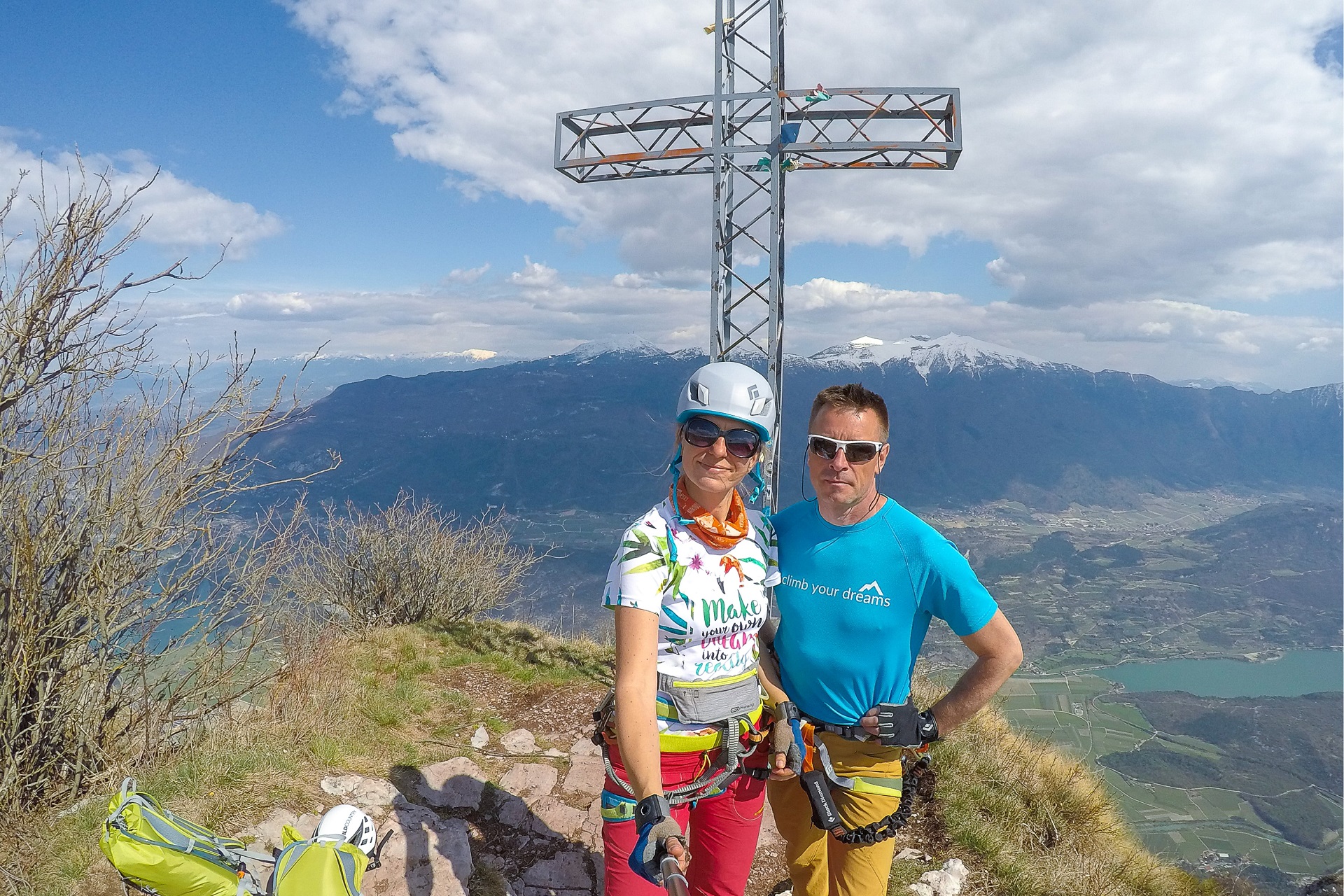 Krzyż na wysokości 1600 m, Monte Casale