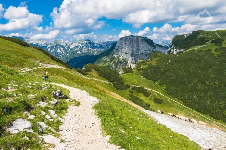 Szlak zejściowy z ferraty Sisi