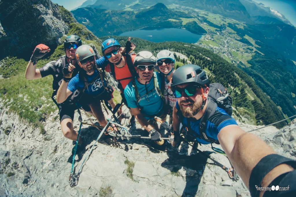 Selfie w miejscu odpoczynkowym na Sisi Klettersteig, fot: fleszempooczach.pl