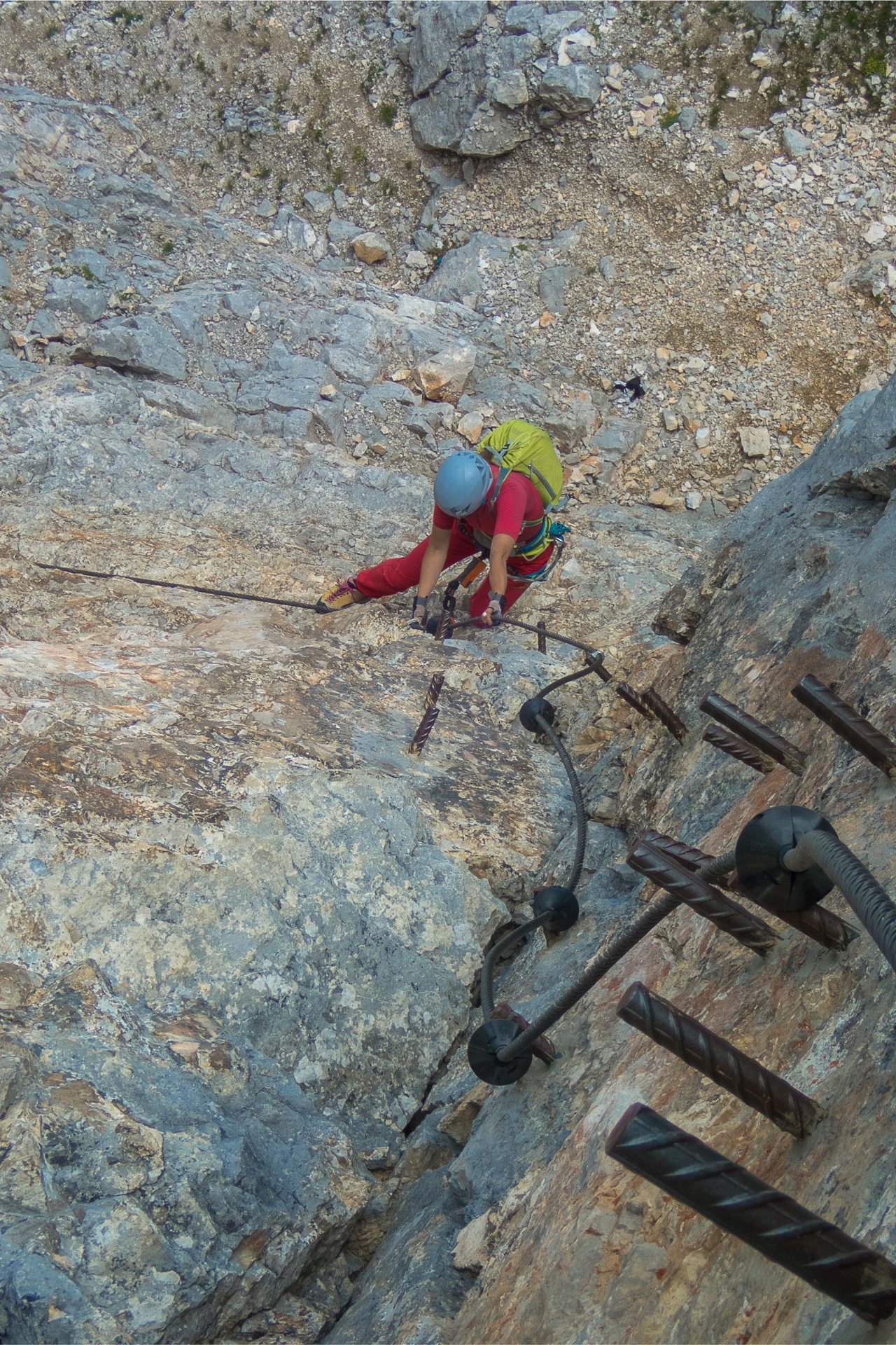 Zacięcie z rysą - miejsce wycenianie na D, na ferracie Sky Walk