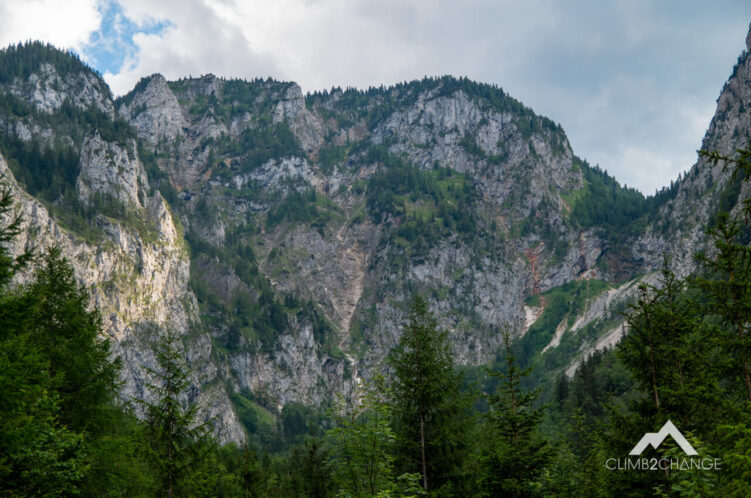 Wąwóz Hollental w góach rax kryje wspaniałe via ferraty w Austrii