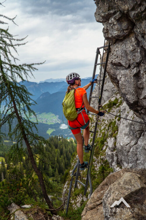 5 spektakularnych ferrat w Austrii - słynna drabinka na ferracie Intersport